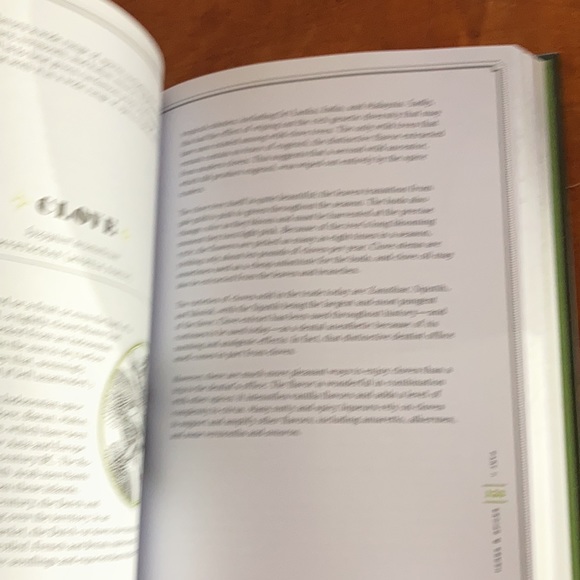 🥃🌱 THE DRUNKEN BOTANIST by Amy Stewart 🌿🍹 - Picture 6 of 8